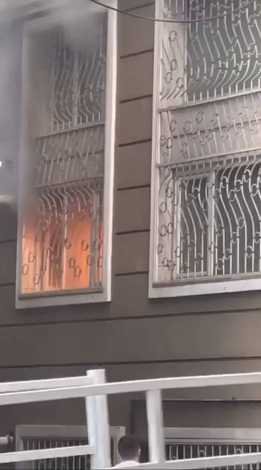 Şişli&rsquo;de otelde &ccedil;ıkan yangın s&ouml;nd&uuml;r&uuml;ld&uuml;; 6 kişi kurtarıldı / Geniş haber