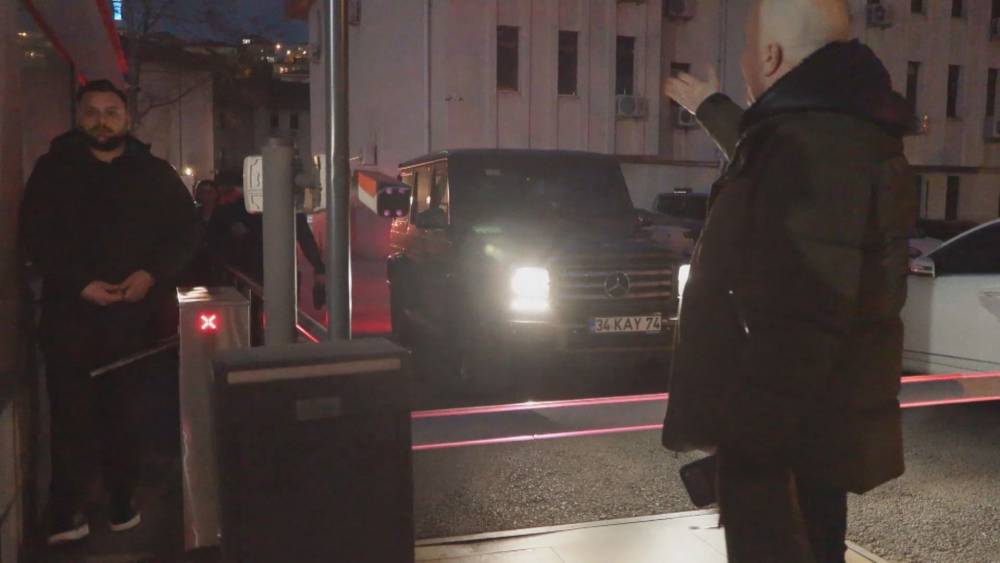 &Uuml;nl&uuml;lere y&ouml;nelik uyuşturucu soruşturması; ş&uuml;pheliler serbest bırakıldı / Ek g&ouml;r&uuml;nt&uuml;yle geniş haber